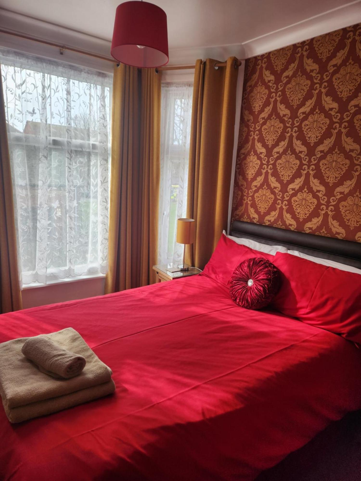 Twin Palms Guesthouse 그레이트야머스 외부 사진